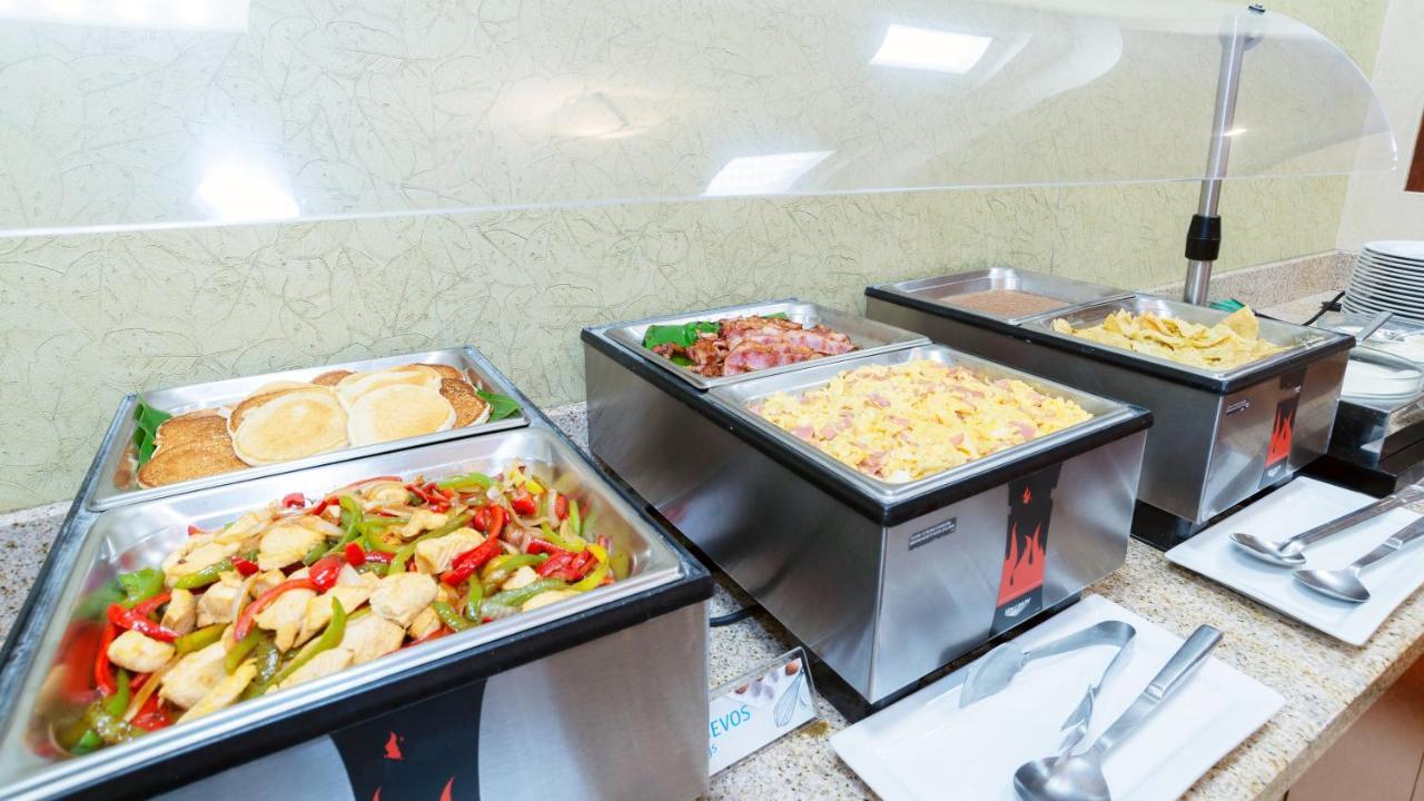 Holiday Inn Express & Suites Cuernavaca By Ihg Bagian luar foto