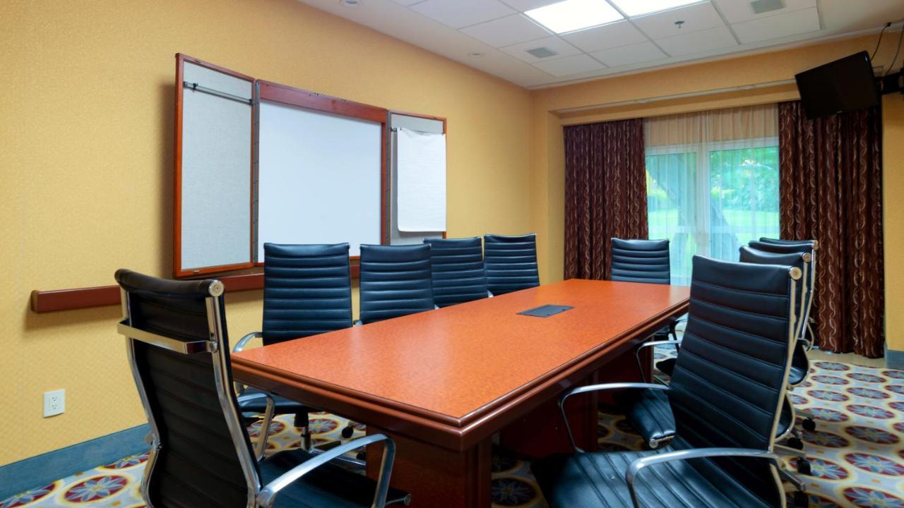 Holiday Inn Express & Suites Cuernavaca By Ihg Bagian luar foto