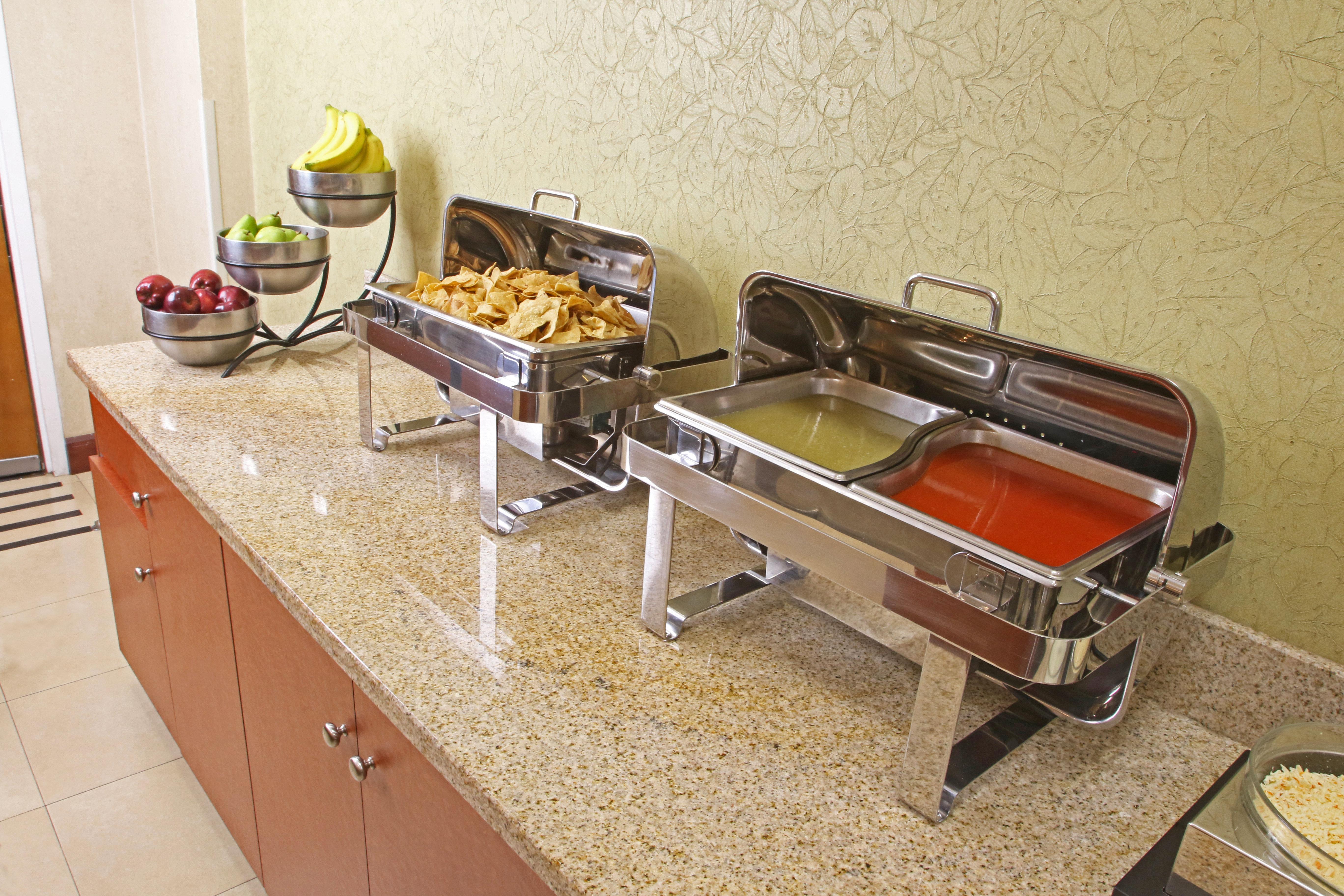 Holiday Inn Express & Suites Cuernavaca By Ihg Bagian luar foto